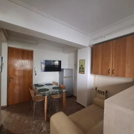 Meli 5 Min From The Center Of *